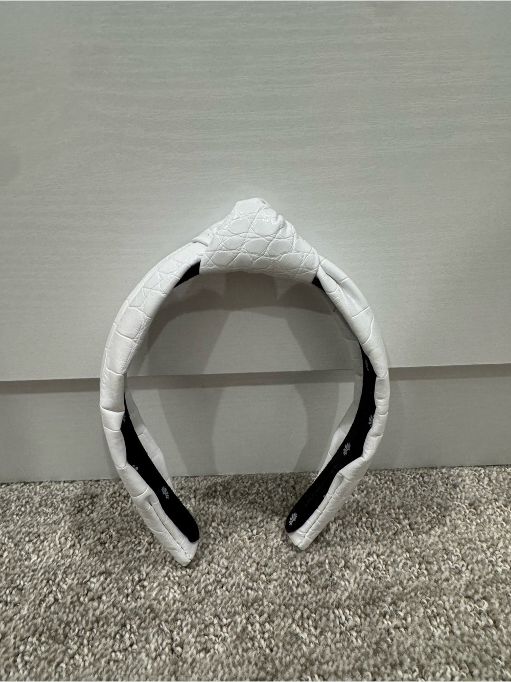 Lele Sadoughi White Faux Croc Headband